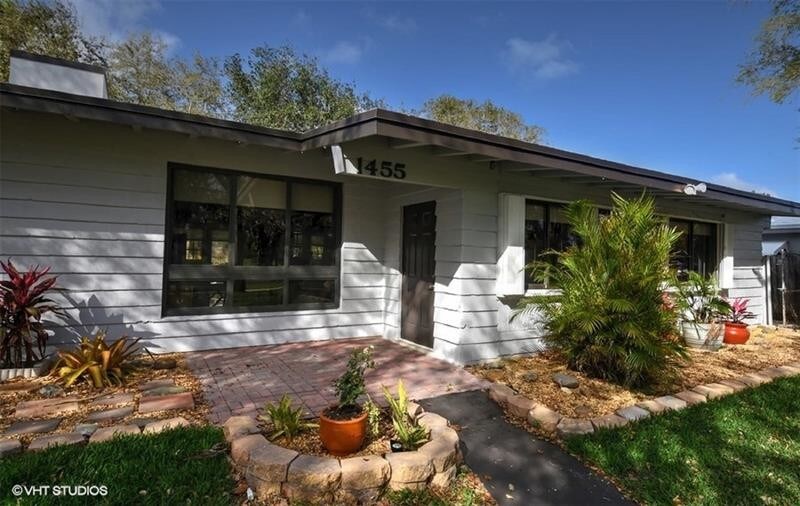 1455 Johnson St in Hollywood, FL - Building Photo