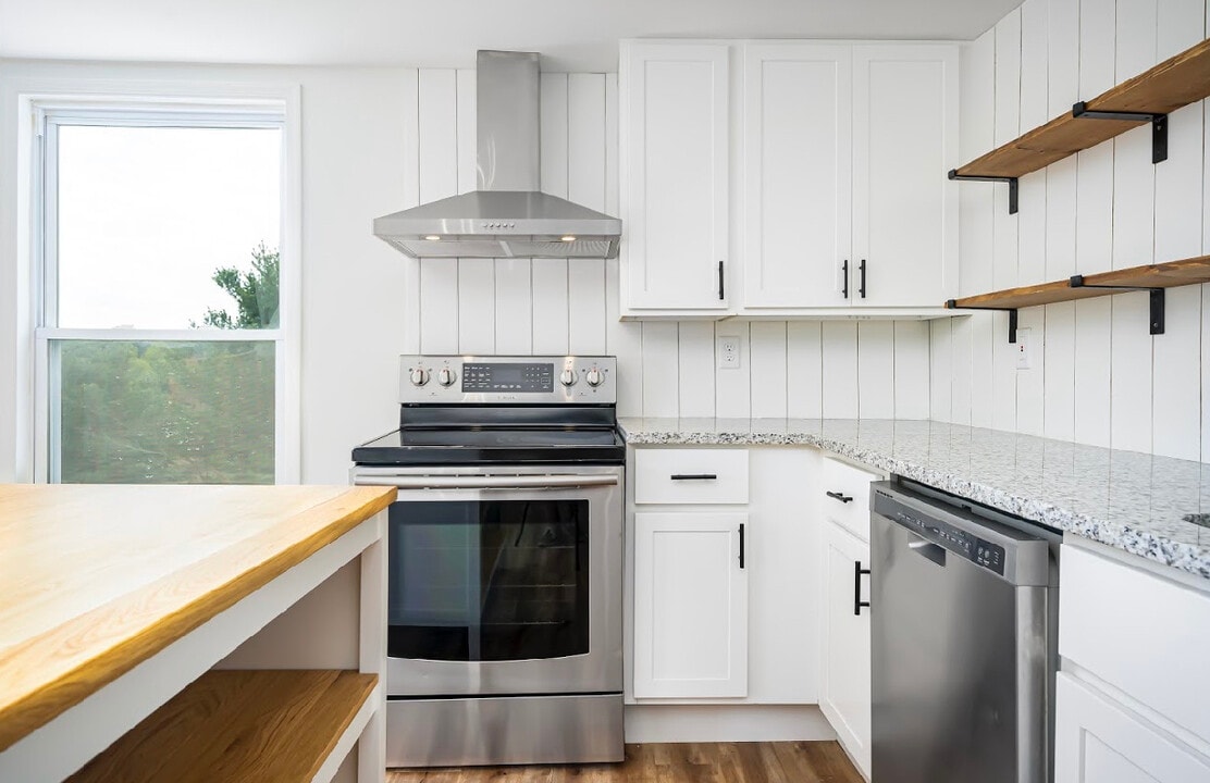 2922 Marston Rd, Unit #2 in New Windsor, MD - Building Photo