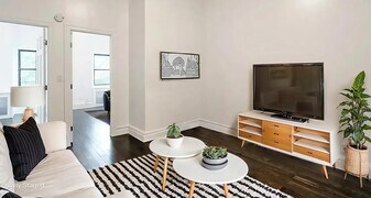 11 Abingdon Square in New York, NY - Building Photo