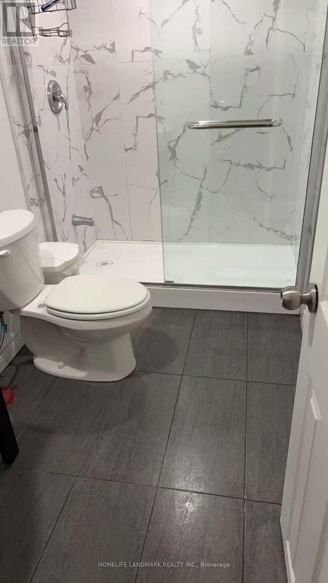 70 Corinthian Blvd in Toronto, ON - Building Photo - Building Photo