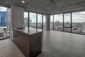 2133 S Wabash Ave in Chicago, IL - Building Photo - Building Photo