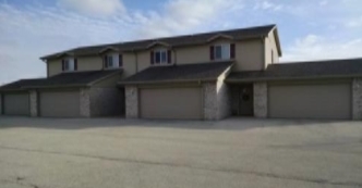 Audubon East Townhouses in Watertown, WI - Building Photo