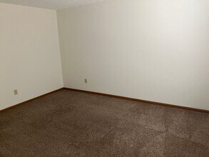 1265 Todd Ln in Troy, OH - Building Photo - Building Photo