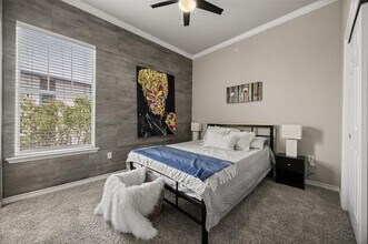 9009 N FM 620 in Austin, TX - Foto de edificio - Building Photo