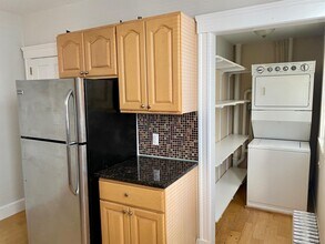 12 Silvey Pl, Unit 1 in Somerville, MA - Building Photo - Building Photo