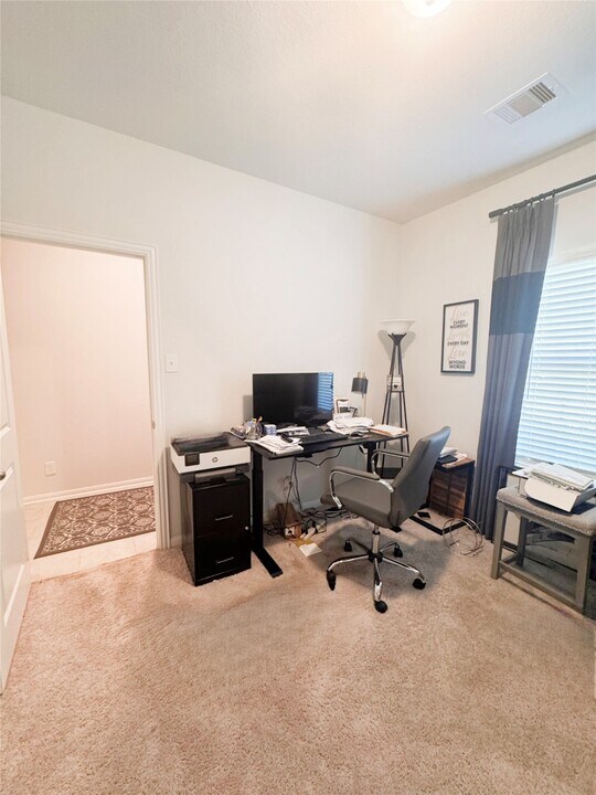 14211 Alberta Spruce Ln in Crosby, TX - Building Photo