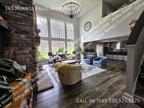 143 Munroe Falls Ave in Munroe Falls, OH - Building Photo - Building Photo