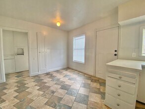 1923 39th St in Lubbock, TX - Building Photo - Building Photo