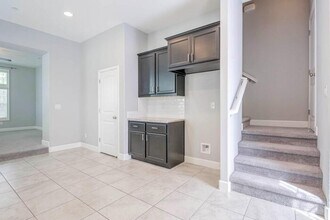 1125 Paris Dr in Roseville, CA - Building Photo - Building Photo