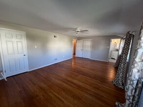 918 Rockwell Rd in Wilmington, DE - Foto de edificio - Building Photo