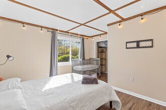 417 N Crestwood Dr in Wilmington, NC - Building Photo - Building Photo