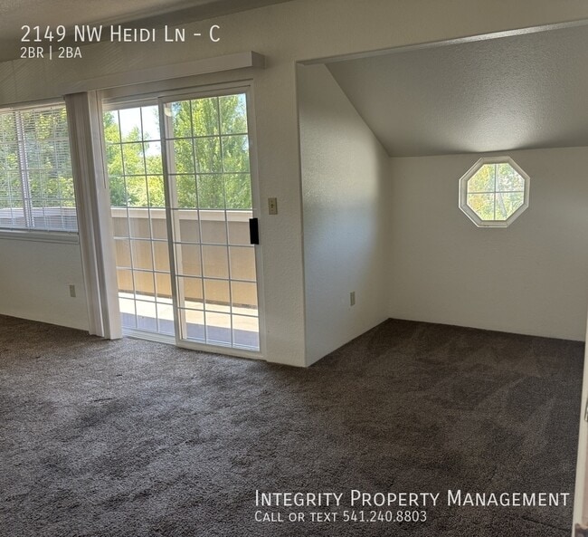 2149 NW Heidi Ln in Grants Pass, OR - Building Photo - Building Photo