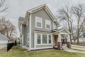 1213 Mohawk Ave in Royal Oak, MI - Building Photo - Building Photo