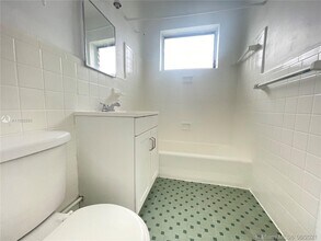770 83rd St-Unit -1 in Miami Beach, FL - Building Photo - Building Photo
