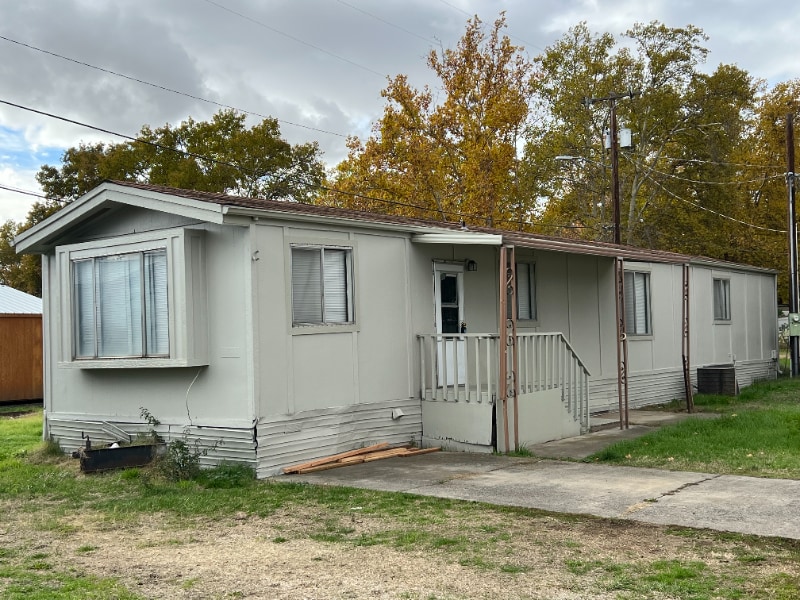 84532 OR-11 in Milton-Freewater, OR - Foto de edificio