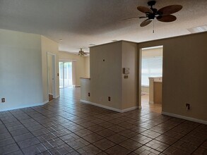 464 Short Pine Cir in Orlando, FL - Building Photo - Building Photo