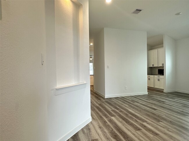 property at 2314 Cool Grns St