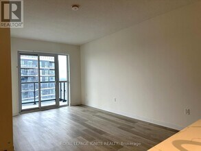 15 Watergarden Dr in Mississauga, ON - Building Photo - Building Photo