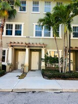 840 Marina del Ray Ln, Unit 4 in West Palm Beach, FL - Building Photo