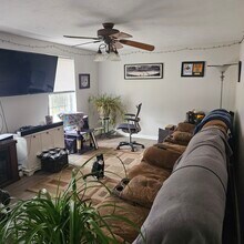 137B Highrock Rd in Weare, NH - Building Photo - Building Photo