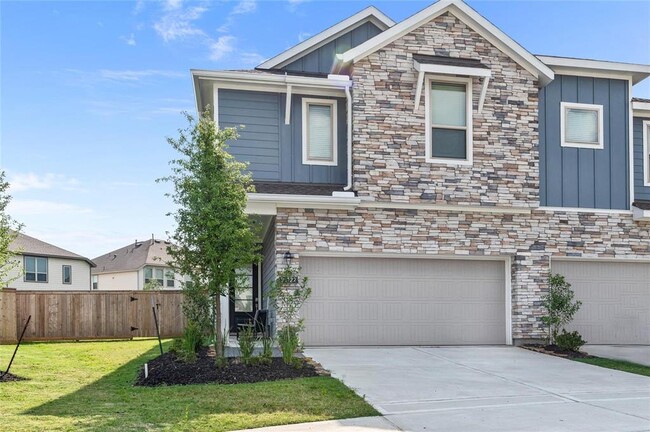 property at 21122 Rio San Jose Ct