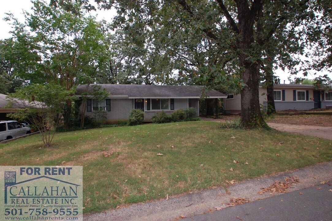 1117 W 52nd St in North Little Rock, AR - Building Photo