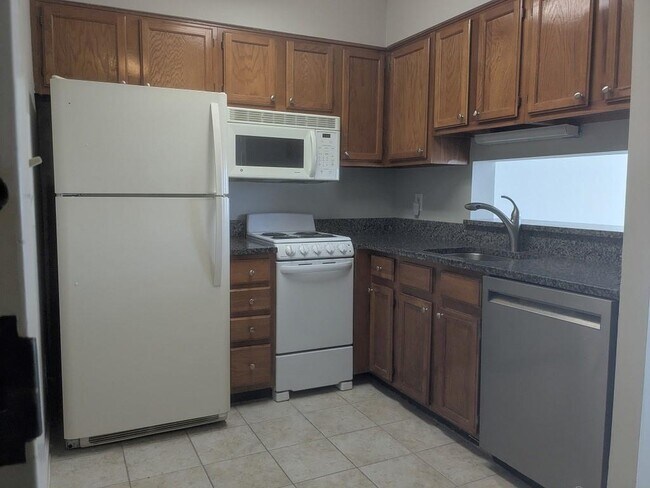property at 300 Johnson Ferry Rd