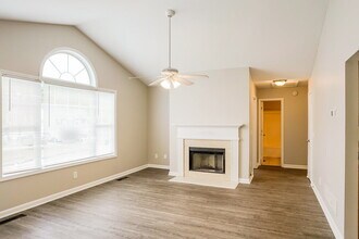 2973 Rolling Ln in Winston, GA - Foto de edificio - Building Photo