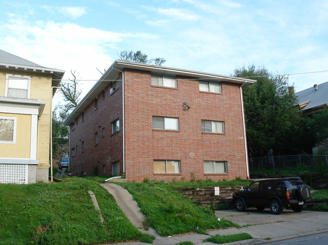 1318 S 31st St in Omaha, NE - Building Photo - Building Photo