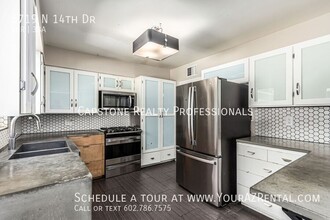 6719 N 14th Dr in Phoenix, AZ - Foto de edificio - Building Photo