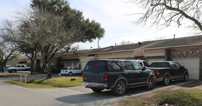 1502 Sandydale Ln in Houston, TX - Building Photo - Building Photo