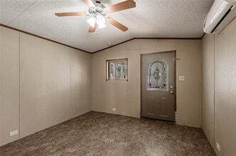 25 Starlight Dr in Huntsville, TX - Building Photo - Building Photo