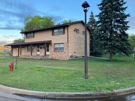 4357 45th Ave N in Robbinsdale, MN - Building Photo