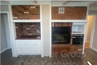 8967 Cam Dr in Carlisle, OH - Building Photo - Building Photo