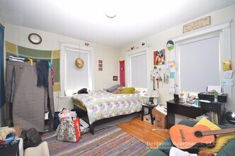 9A Egremont Rd, Unit 8 in Boston, MA - Building Photo - Building Photo