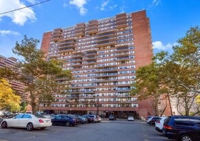 270 Marin Blvd in Jersey City, NJ - Building Photo