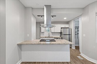 695 Miller Ave in Columbus, OH - Building Photo - Building Photo
