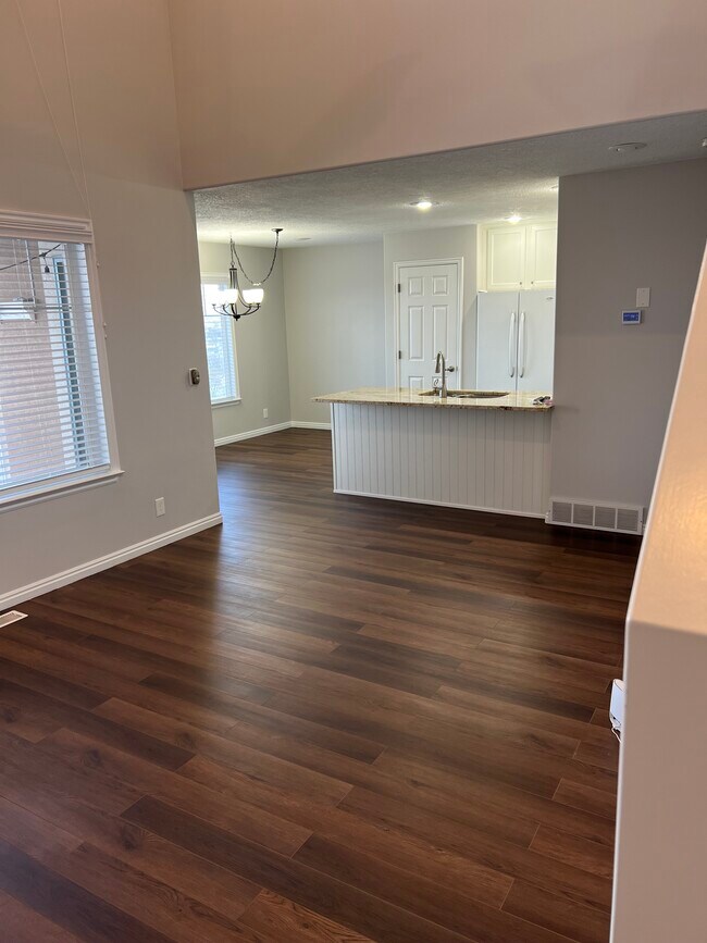 1376 Alpine Way in Provo, UT - Building Photo - Building Photo