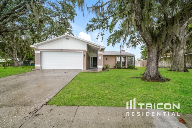 7925 Cameron Cay Ct