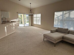 8659 46th Ave Cir W in Bradenton, FL - Building Photo - Building Photo