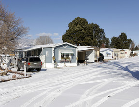 Shangri-la Mobile Home Park in Colorado Springs, CO - Building Photo - Building Photo