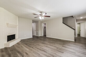 25106 Lynbriar Ln in Spring, TX - Building Photo - Building Photo