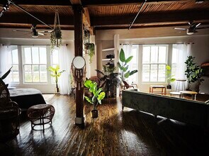 711 William St in Houston, TX - Building Photo - Building Photo