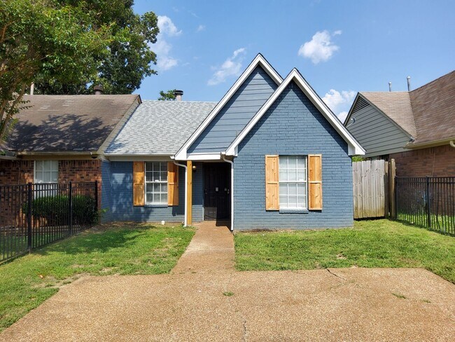 4582 Summer Creek N