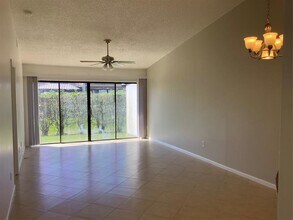 10128 Boca Bend E in Boca Raton, FL - Building Photo - Building Photo