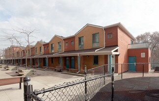 Chord Co-Operative in Toronto, ON - Building Photo