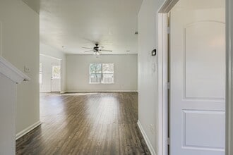 4931 Monarch Falls Ln in Richmond, TX - Building Photo - Building Photo