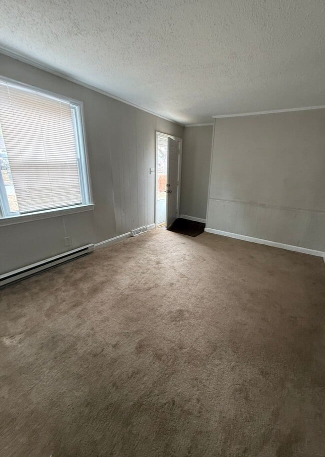 2008 Hoover St in Winston-Salem, NC - Building Photo - Building Photo