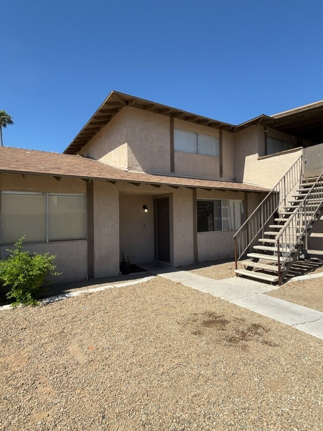2658 Kline Cir in Las Vegas, NV - Building Photo - Building Photo