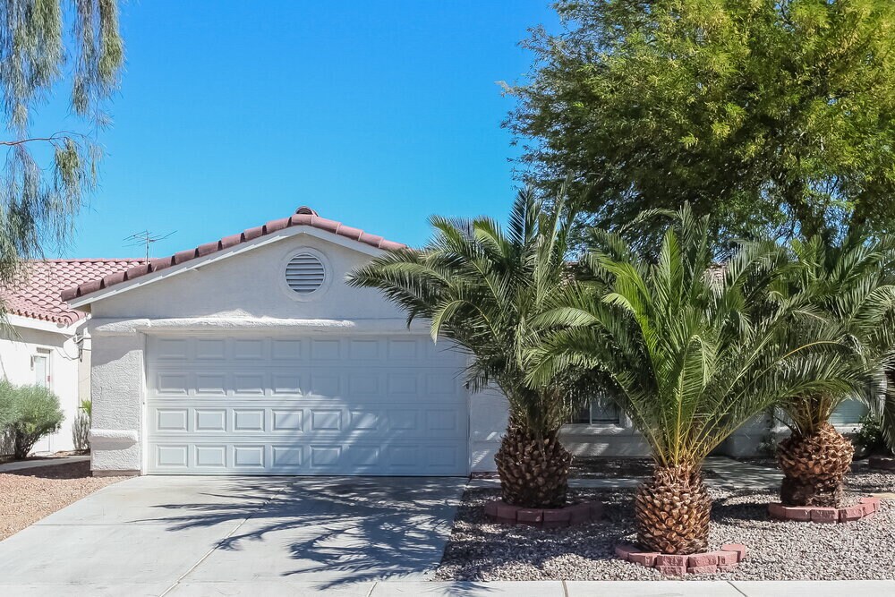 2920 Meadow Flower Ave in North Las Vegas, NV - Building Photo